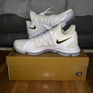 Brand new limited edition Kd’s